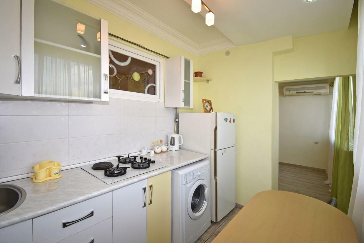 Perfect apartment in center of Yerevan city Buitenkant foto
