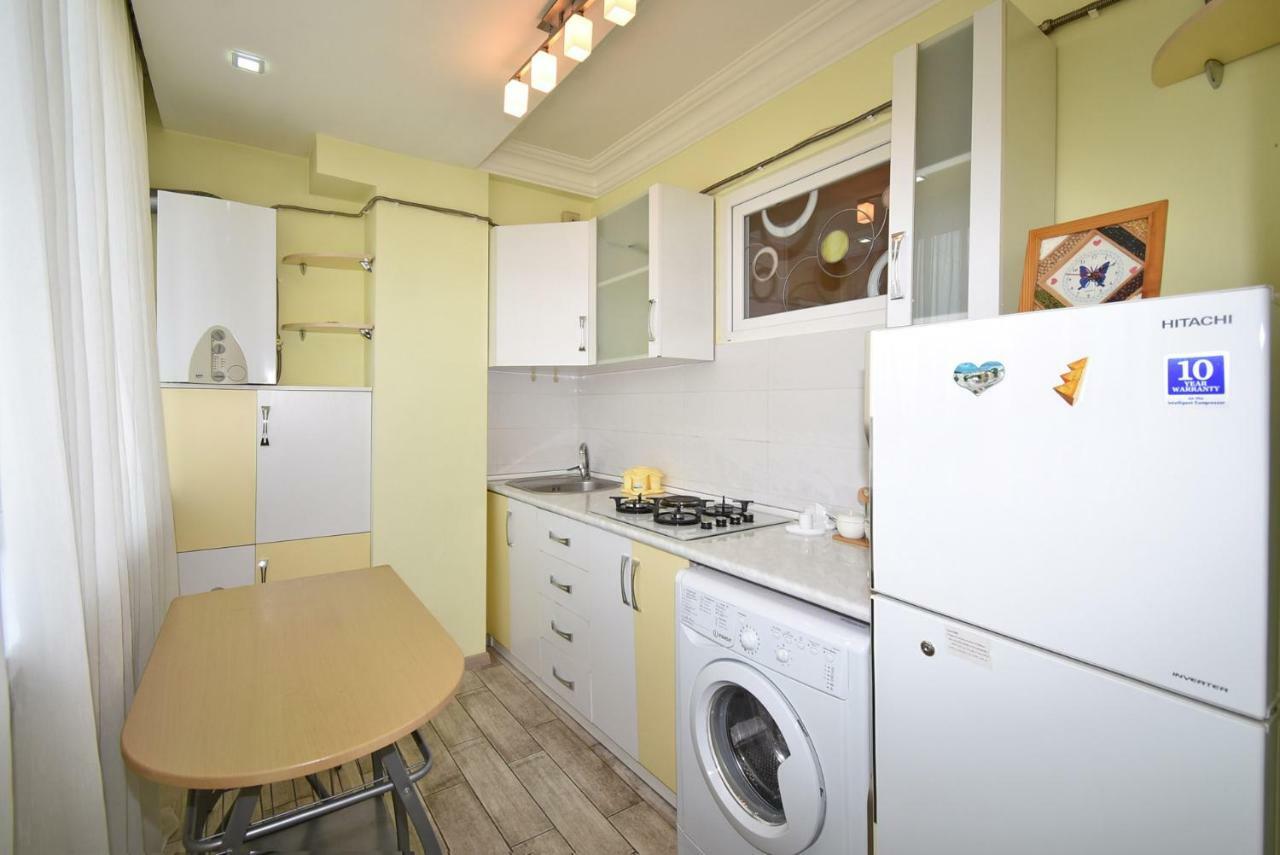 Perfect apartment in center of Yerevan city Buitenkant foto